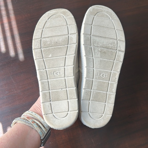UGG Luciah Natural Slip On Shoes Sneaker Women size 6 - Picture 5 of 14